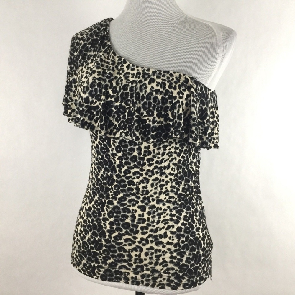Forever 21 One Shoulder Top Ruffled - Picture 3 of 8